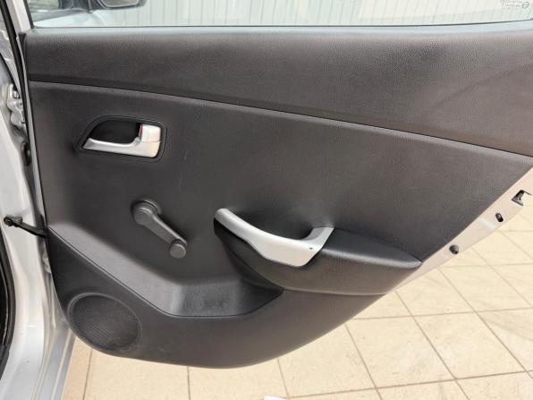 Kia Rio III с пробегом 2013 года, цена 779 000 рублей, 211179 км, хэтчбек, Автокод Объявления