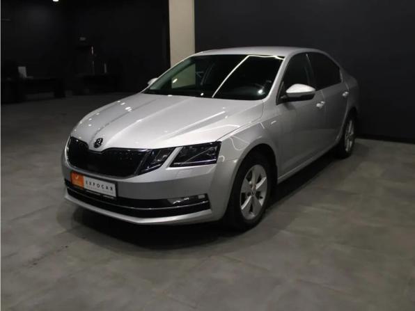 Skoda Octavia III (A7) Рестайлинг с пробегом 2018 года, цена 2 079 000 рублей, 124000 км, лифтбек, Автокод Объявления