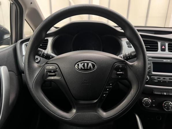 Kia Ceed II с пробегом 2013 года, цена 860 000 рублей, 143314 км, хэтчбек, Автокод Объявления