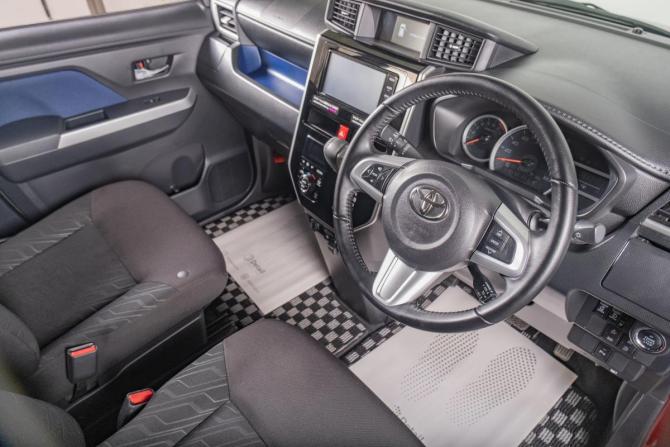 Toyota Tank I с пробегом 2019 года, цена 1 329 000 рублей, 98100 км, микровэн, Автокод Объявления