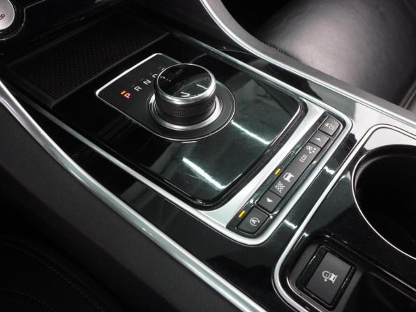 Jaguar XE I с пробегом 2016 года, цена 1 749 000 рублей, 178666 км, седан, Автокод Объявления