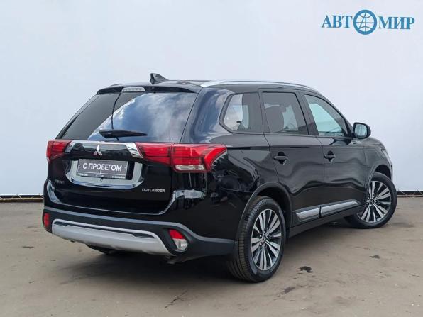 Mitsubishi Outlander III Рестайлинг 3 с пробегом 2019 года, цена 2 089 000 рублей, 146892 км, внедорожник, Автокод Объявления