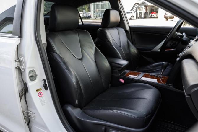 Toyota Camry VI (XV40) Рестайлинг с пробегом 2010 года, цена 1 316 000 рублей, 221145 км, седан, Автокод Объявления