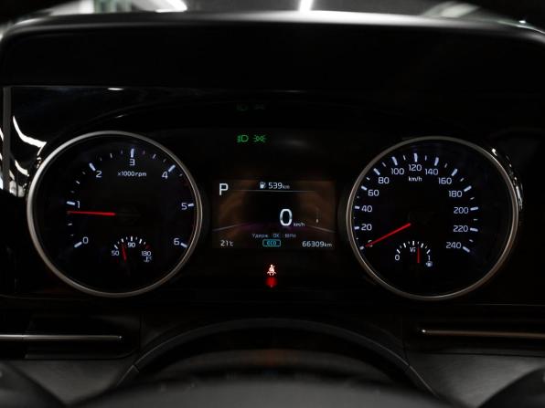 Kia Carnival IV с пробегом 2022 года, цена 3 760 000 рублей, 66258 км, минивэн, Автокод Объявления