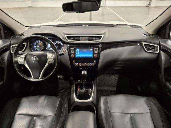 Nissan Qashqai II с пробегом 2017 года, цена 1 835 000 рублей, 98020 км, внедорожник, Автокод Объявления