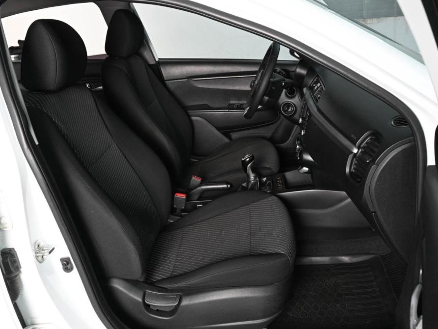 Kia Rio IV Ростов-на-Дону  - изображение 8