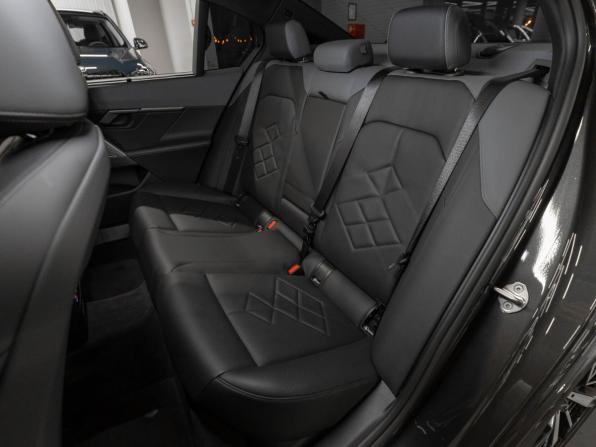 BMW 5 серии VIII (G60/G61/G68) с пробегом 2024 года, цена 8 950 000 рублей, 17793 км, седан, Автокод Объявления