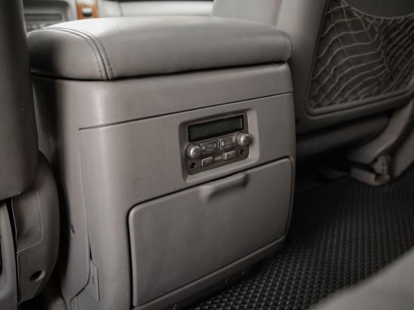 Toyota Land Cruiser 100 Series Рестайлинг 2 с пробегом 2006 года, цена 1 995 000 рублей, 522350 км, внедорожник, Автокод Объявления