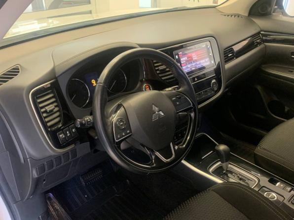 Mitsubishi Outlander III Рестайлинг 3 с пробегом 2019 года, цена 2 510 500 рублей, 62013 км, внедорожник, Автокод Объявления