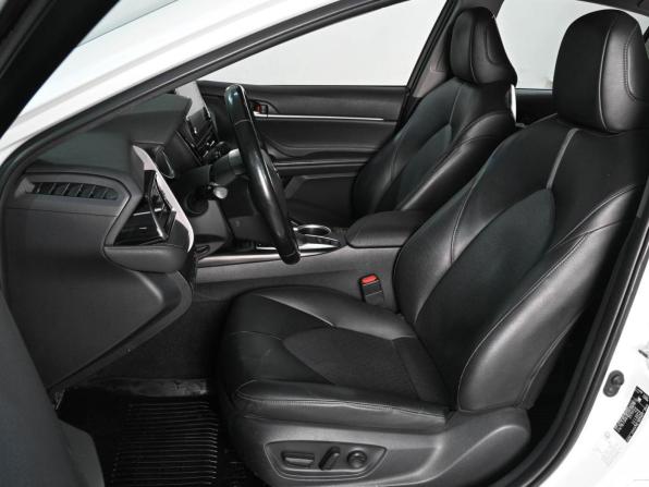 Toyota Camry VIII (XV70) Рестайлинг с пробегом 2021 года, цена 3 240 000 рублей, 87249 км, седан, Автокод Объявления