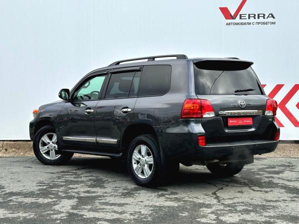 Toyota Land Cruiser 200 Series Рестайлинг 1 с пробегом 2012 года, цена 3 540 000 рублей, 283728 км, внедорожник, Автокод Объявления