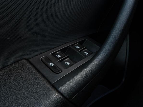 Volkswagen Polo VI с пробегом 2020 года, цена 1 483 000 рублей, 136908 км, лифтбек, Автокод Объявления