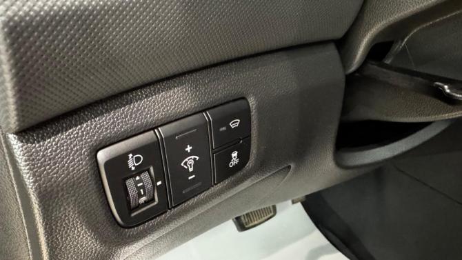 Hyundai Creta I Рестайлинг с пробегом 2020 года, цена 1 999 000 рублей, 110608 км, внедорожник, Автокод Объявления