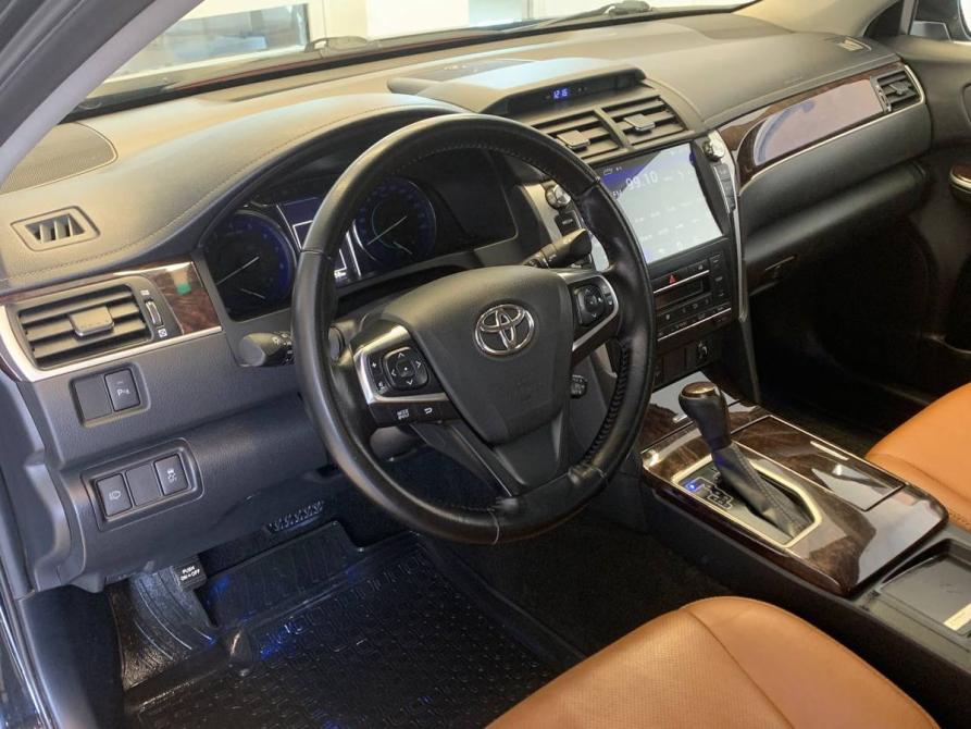 Toyota Camry VII (XV50) Рестайлинг Челябинск  - изображение 13