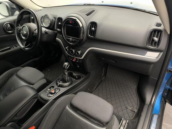 Mini Countryman II с пробегом 2017 года, цена 2 702 000 рублей, 81072 км, внедорожник, Автокод Объявления