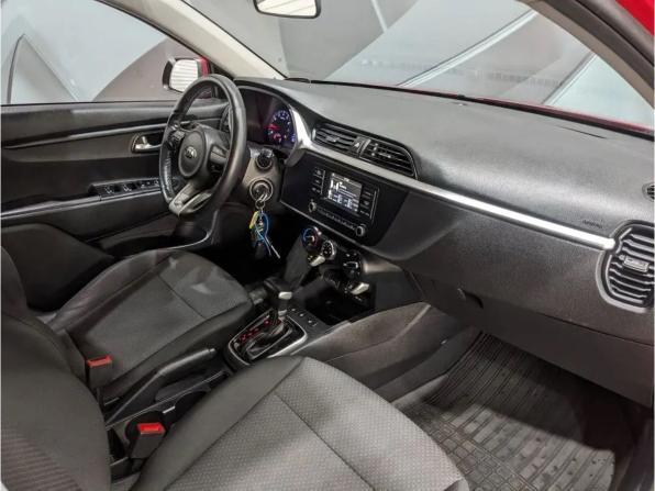 Kia Rio IV Рестайлинг с пробегом 2021 года, цена 1 259 000 рублей, 92000 км, седан, Автокод Объявления