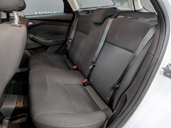 Ford Focus III Рестайлинг с пробегом 2015 года, цена 1 050 000 рублей, 132700 км, универсал, Автокод Объявления