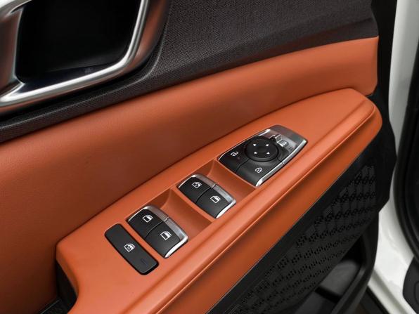 Новый Kia Carnival IV Рестайлинг 2025 года, цена 7 750 000 рублей, минивэн, Автокод Объявления