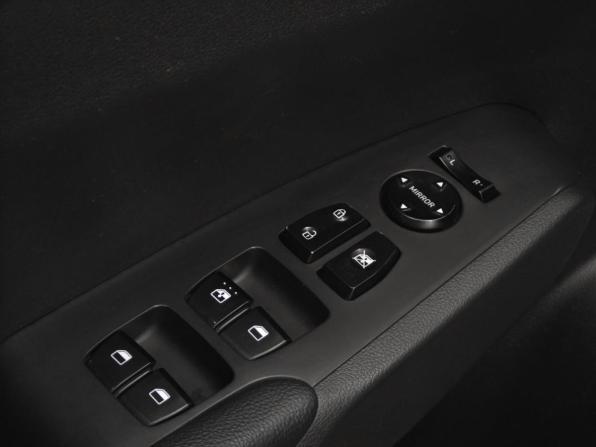 Hyundai Solaris II Рестайлинг с пробегом 2021 года, цена 1 335 000 рублей, 98000 км, седан, Автокод Объявления