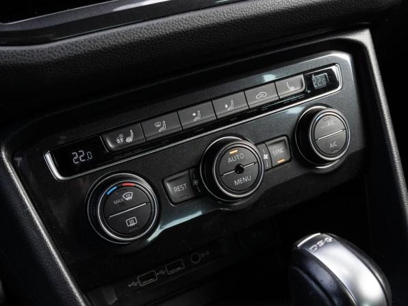 Volkswagen Tiguan II с пробегом 2018 года, цена 2 170 000 рублей, 153601 км, внедорожник, Автокод Объявления