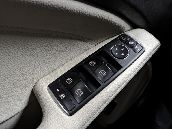 Mercedes-Benz GLA I (X156) Рестайлинг с пробегом 2019 года, цена 2 205 000 рублей, 92405 км, внедорожник, Автокод Объявления