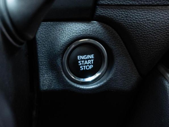 Toyota RAV4 V (XA50) с пробегом 2024 года, цена 4 079 000 рублей, 1231 км, внедорожник, Автокод Объявления