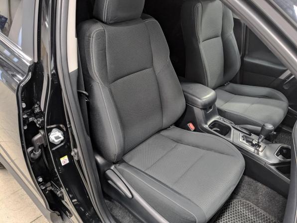 Toyota RAV4 IV (XA40) Рестайлинг с пробегом 2018 года, цена 2 280 000 рублей, 96173 км, внедорожник, Автокод Объявления