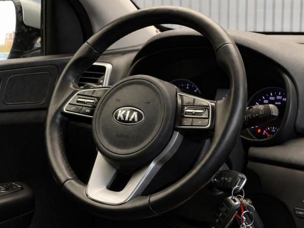 Kia Sportage IV Рестайлинг с пробегом 2019 года, цена 2 037 000 рублей, 156068 км, внедорожник, Автокод Объявления