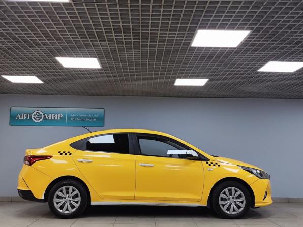 Hyundai Solaris II Рестайлинг с пробегом 2021 года, цена 1 230 000 рублей, 163536 км, седан, Автокод Объявления