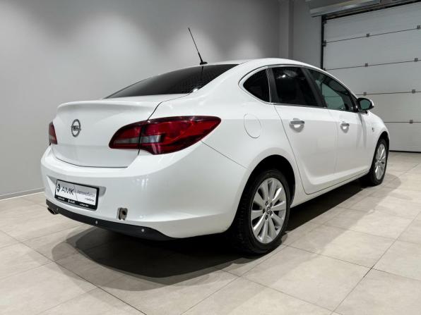 Opel Astra J Рестайлинг с пробегом 2013 года, цена 643 036 рублей, 280815 км, седан, Автокод Объявления