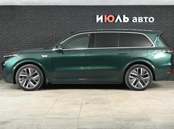 Li Auto (Lixiang) L9 I Рестайлинг с пробегом 2024 года, цена 6 850 000 рублей, 43226 км, внедорожник, Автокод Объявления