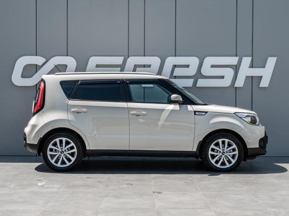 Kia Soul II Рестайлинг с пробегом 2017 года, цена 1 495 000 рублей, 157315 км, хэтчбек, Автокод Объявления