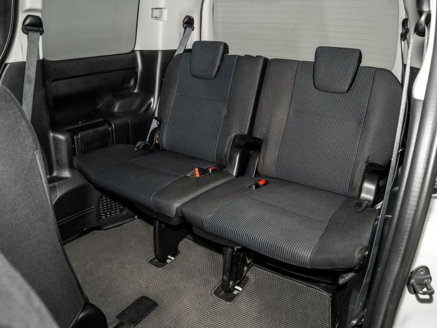 Toyota Noah III (R80) Рестайлинг Иркутск  - изображение 8