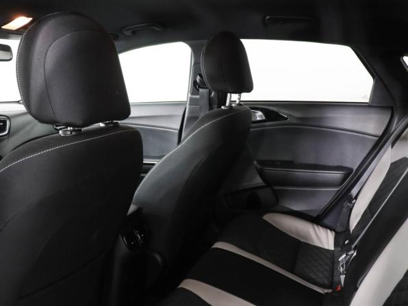 Kia Proceed I с пробегом 2019 года, цена 1 900 000 рублей, 106672 км, универсал, Автокод Объявления