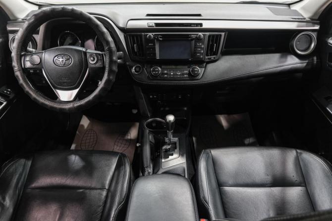 Toyota RAV4 IV (XA40) Рестайлинг с пробегом 2016 года, цена 2 299 000 рублей, 206000 км, внедорожник, Автокод Объявления