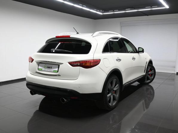 Infiniti FX II (S51) Рестайлинг с пробегом 2011 года, цена 1 900 000 рублей, 99040 км, внедорожник, Автокод Объявления