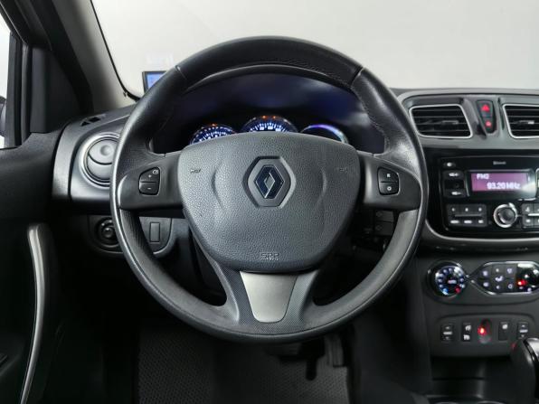 Renault Sandero II с пробегом 2018 года, цена 925 000 рублей, 109715 км, хэтчбек, Автокод Объявления