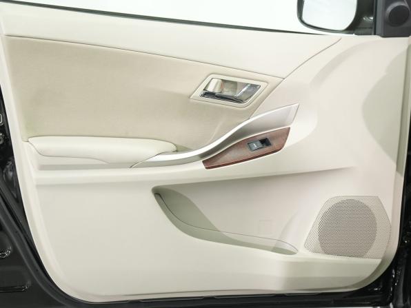 Toyota Premio II (T26) Рестайлинг с пробегом 2011 года, цена 1 457 000 рублей, 40500 км, седан, Автокод Объявления