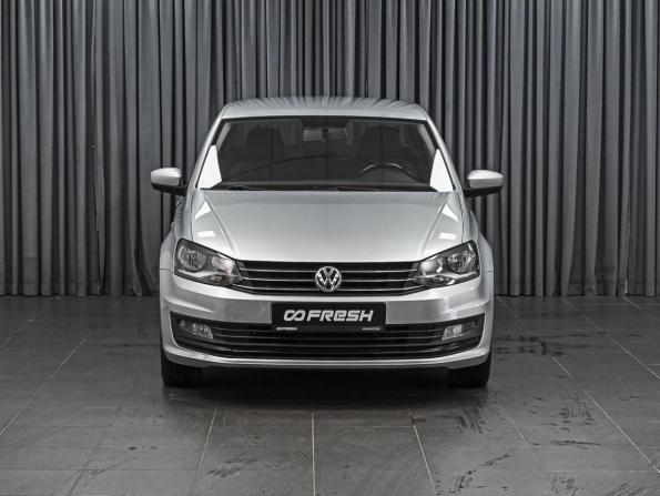 Volkswagen Polo V Рестайлинг с пробегом 2017 года, цена 1 070 000 рублей, 199431 км, седан, Автокод Объявления