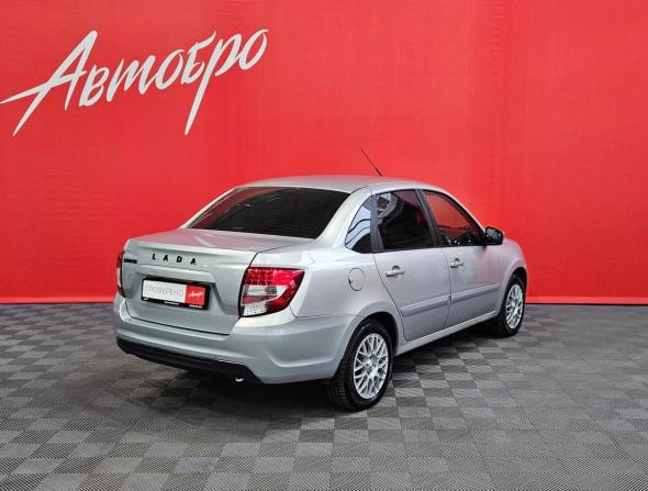 Lada (ВАЗ) Granta I Рестайлинг с пробегом 2019 года, цена 560 000 рублей, 140233 км, седан, Автокод Объявления
