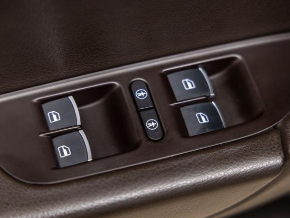 Volkswagen Touareg II Рестайлинг с пробегом 2016 года, цена 3 048 000 рублей, 199138 км, внедорожник, Автокод Объявления