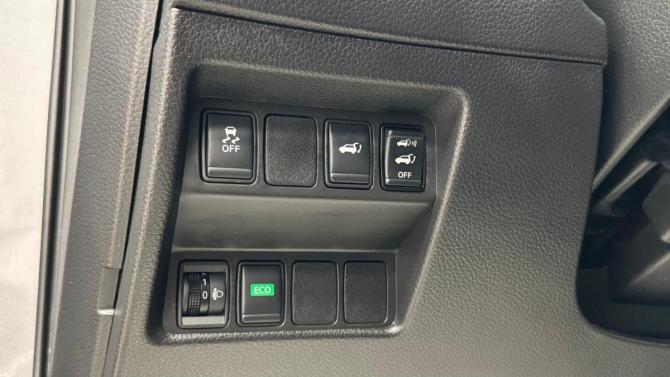 Nissan X-Trail III с пробегом 2017 года, цена 1 995 000 рублей, 93613 км, внедорожник, Автокод Объявления