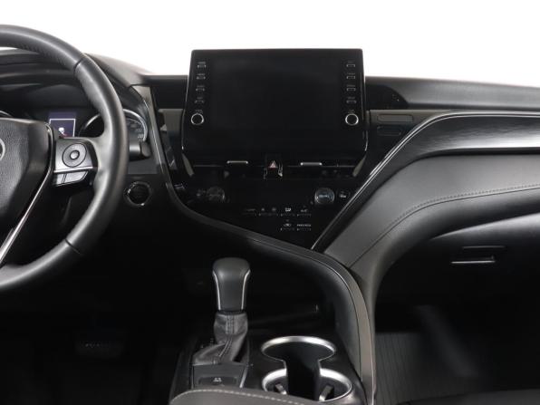 Toyota Camry VIII (XV70) Рестайлинг с пробегом 2021 года, цена 2 949 000 рублей, 92585 км, седан, Автокод Объявления