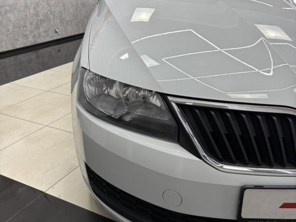 Skoda Rapid I Рестайлинг с пробегом 2019 года, цена 1 365 000 рублей, 61600 км, лифтбек, Автокод Объявления