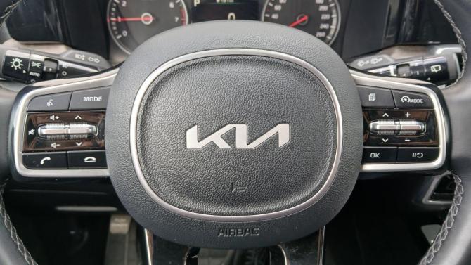 Kia Sorento IV с пробегом 2023 года, цена 4 294 000 рублей, 48666 км, внедорожник, Автокод Объявления