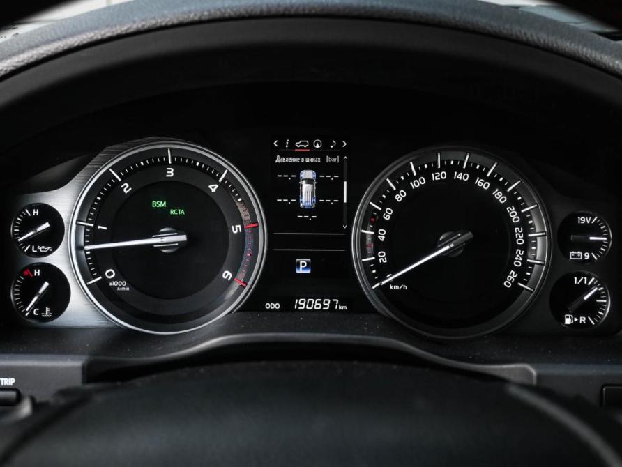 Toyota Land Cruiser 200 Series Рестайлинг 2 Новороссийск  - изображение 14