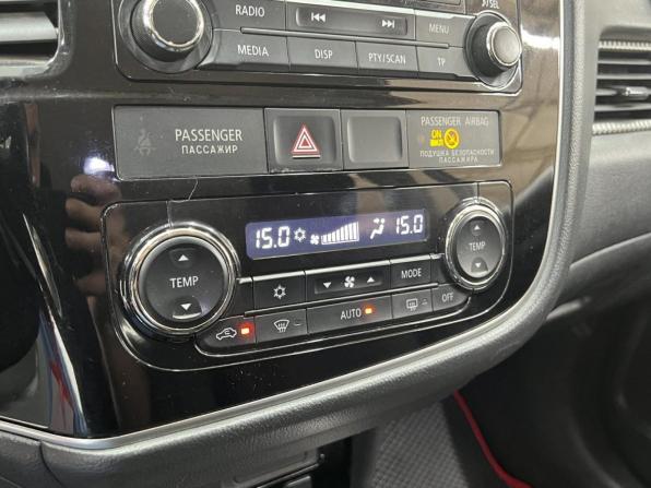 Mitsubishi Outlander III Рестайлинг 2 с пробегом 2018 года, цена 1 800 000 рублей, 168792 км, внедорожник, Автокод Объявления