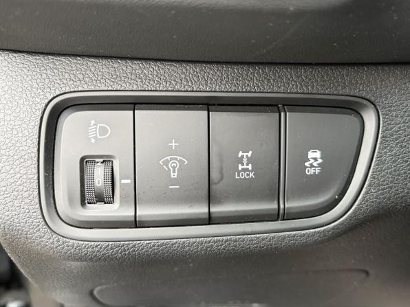 Hyundai Santa Fe IV с пробегом 2020 года, цена 2 770 000 рублей, 68642 км, внедорожник, Автокод Объявления