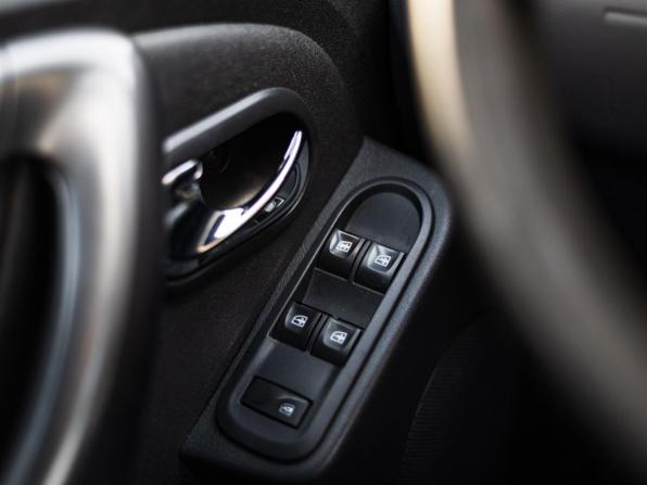 Renault Duster I Рестайлинг с пробегом 2016 года, цена 1 299 000 рублей, 118472 км, внедорожник, Автокод Объявления
