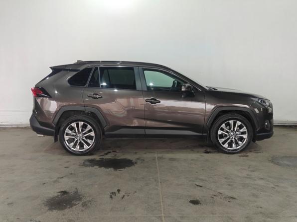 Toyota RAV4 V (XA50) с пробегом 2021 года, цена 3 497 000 рублей, 10231 км, внедорожник, Автокод Объявления